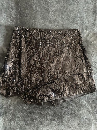 Sequin shorts size large - shorts,